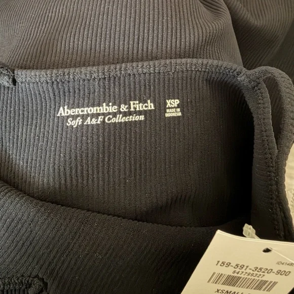 Abercrombie & Fitch Ribbed Midi Dress in Black - Picture 4 of 6